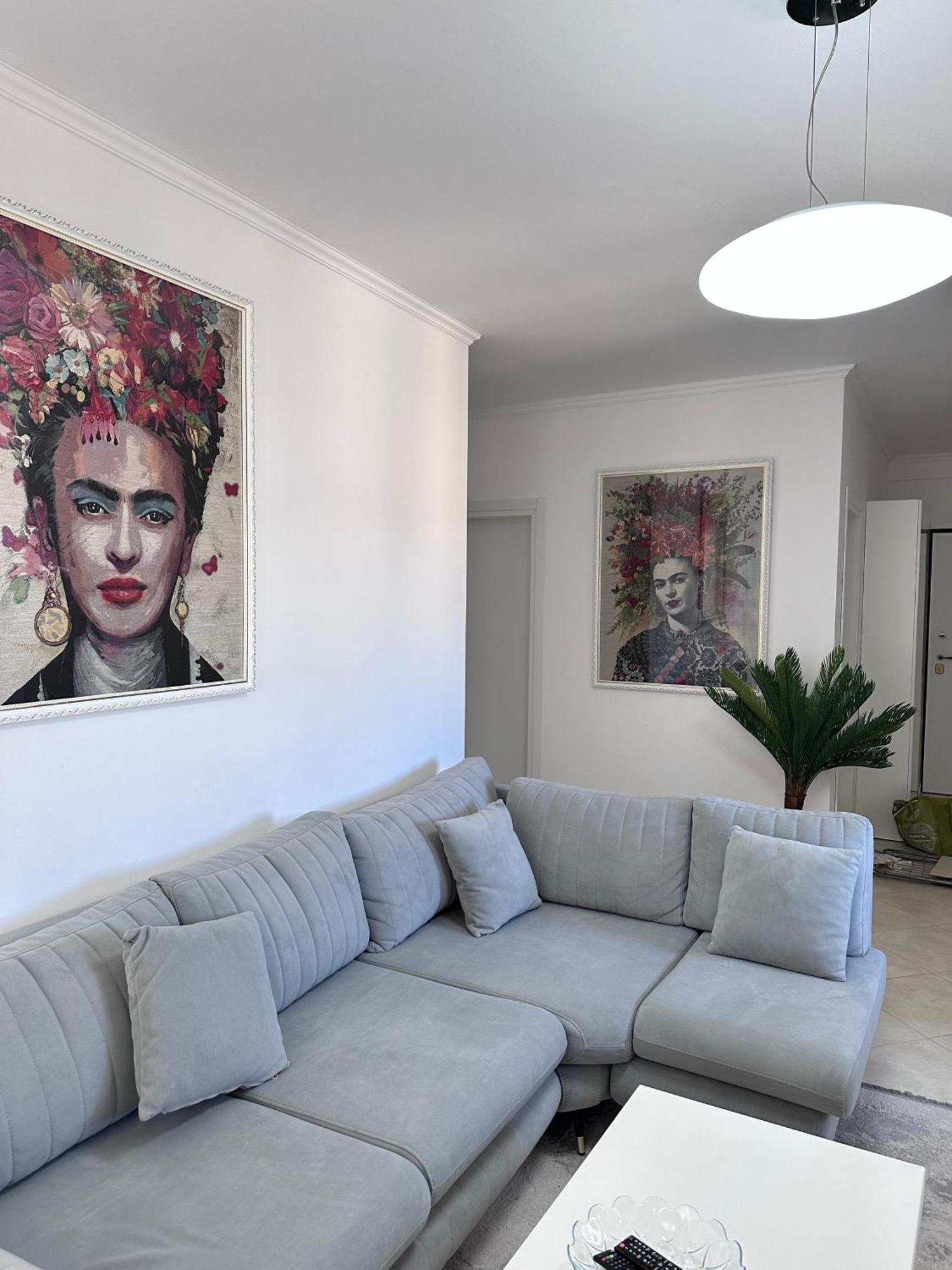Apartamento Lungo Mare//newly Furnished 2+2 *